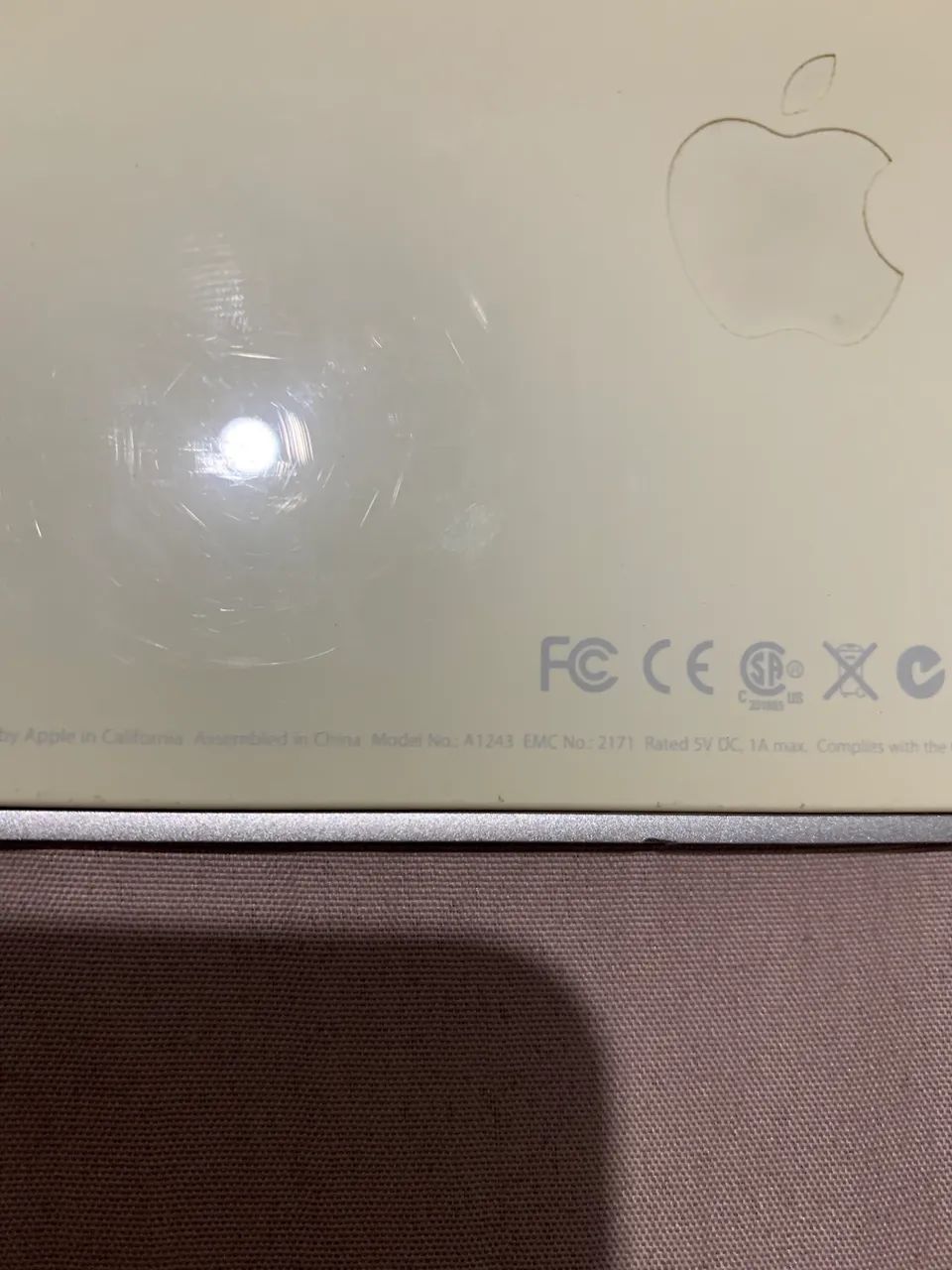 teclado com fio apple A1243 com defeito sucata   - Foto 3