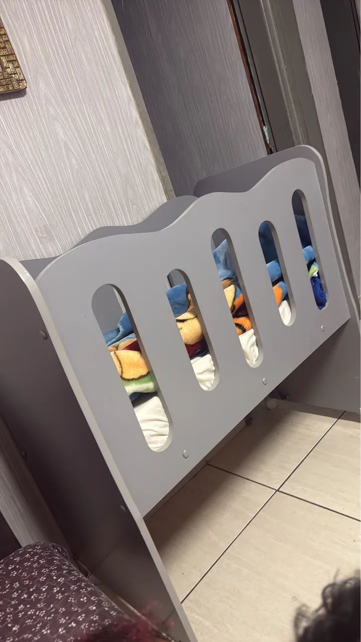 Vendo mini berço 