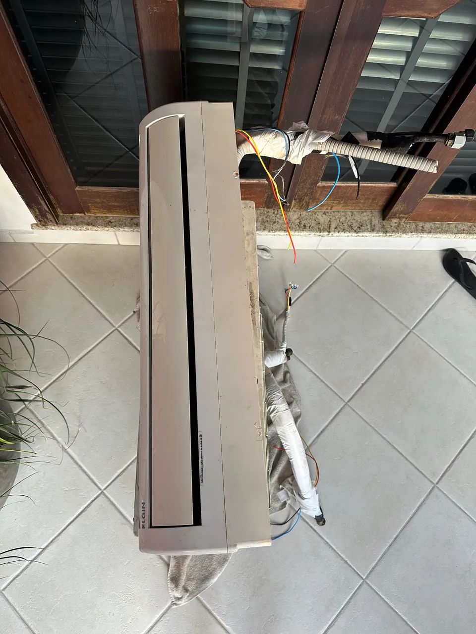 Ar condicionado Elgin 24000 btus. Usado.  - Foto 2