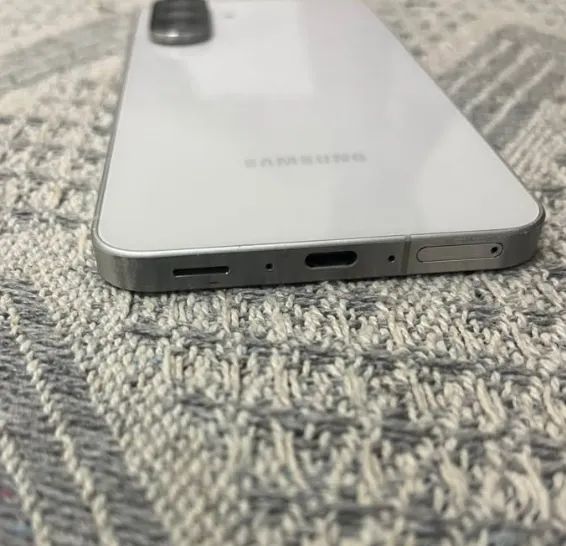 Samsung A56 128Gb - Foto 2