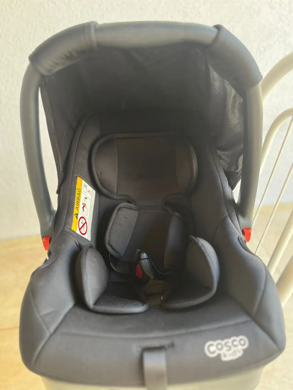Bebê conforto com base 