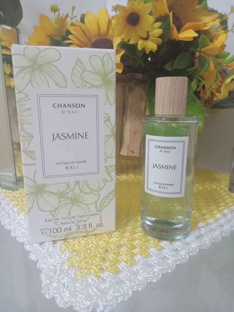 Perfume Chanson D EAU Jasmine natural Splay 100ml usado com caixa 