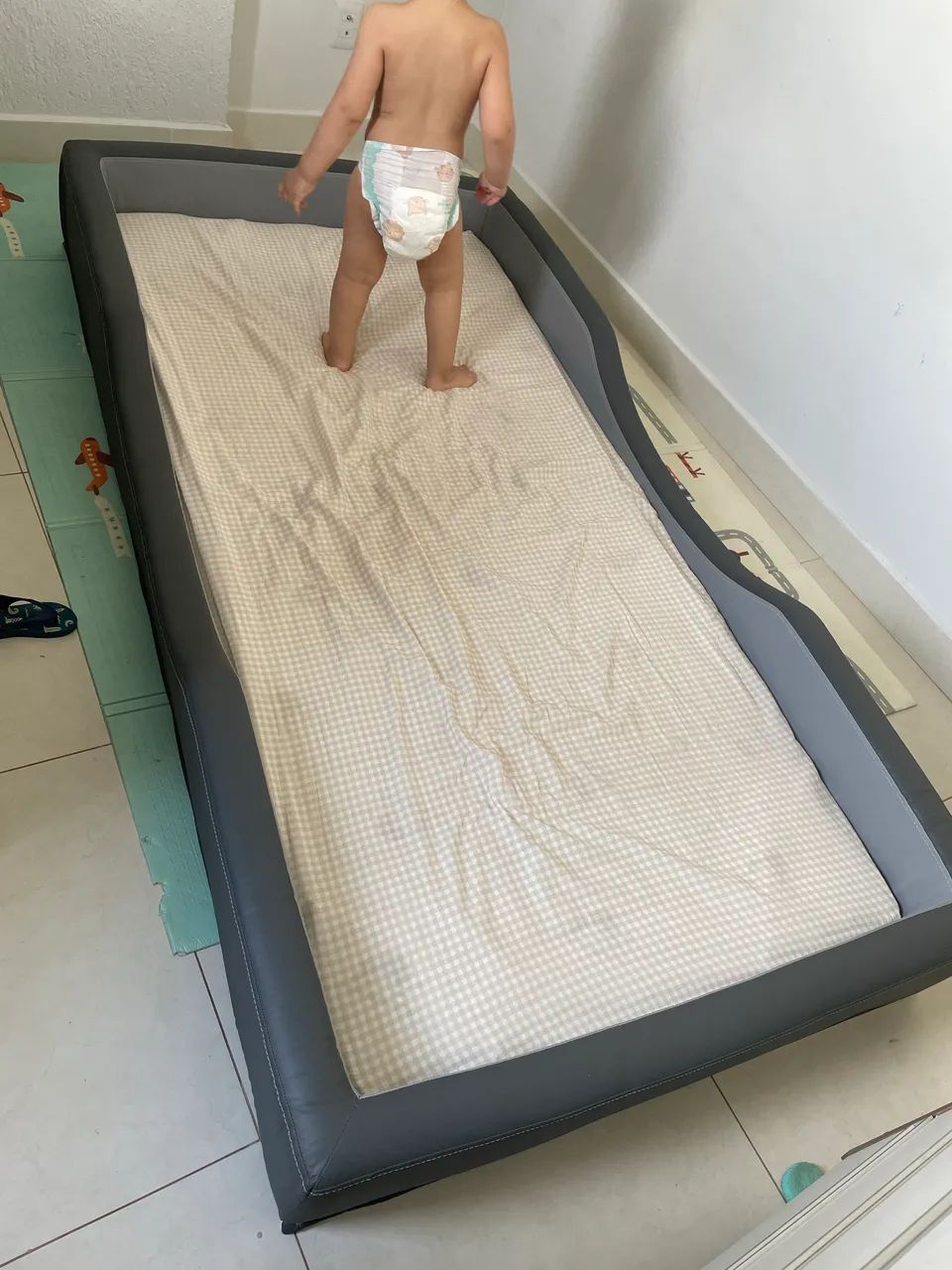 Cama montesoriana Inphantil ou troco por cama baú casal - Foto 5