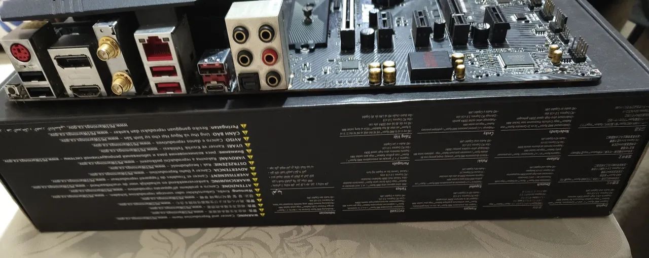 Placa mãe B450 pro carbon - Foto 5