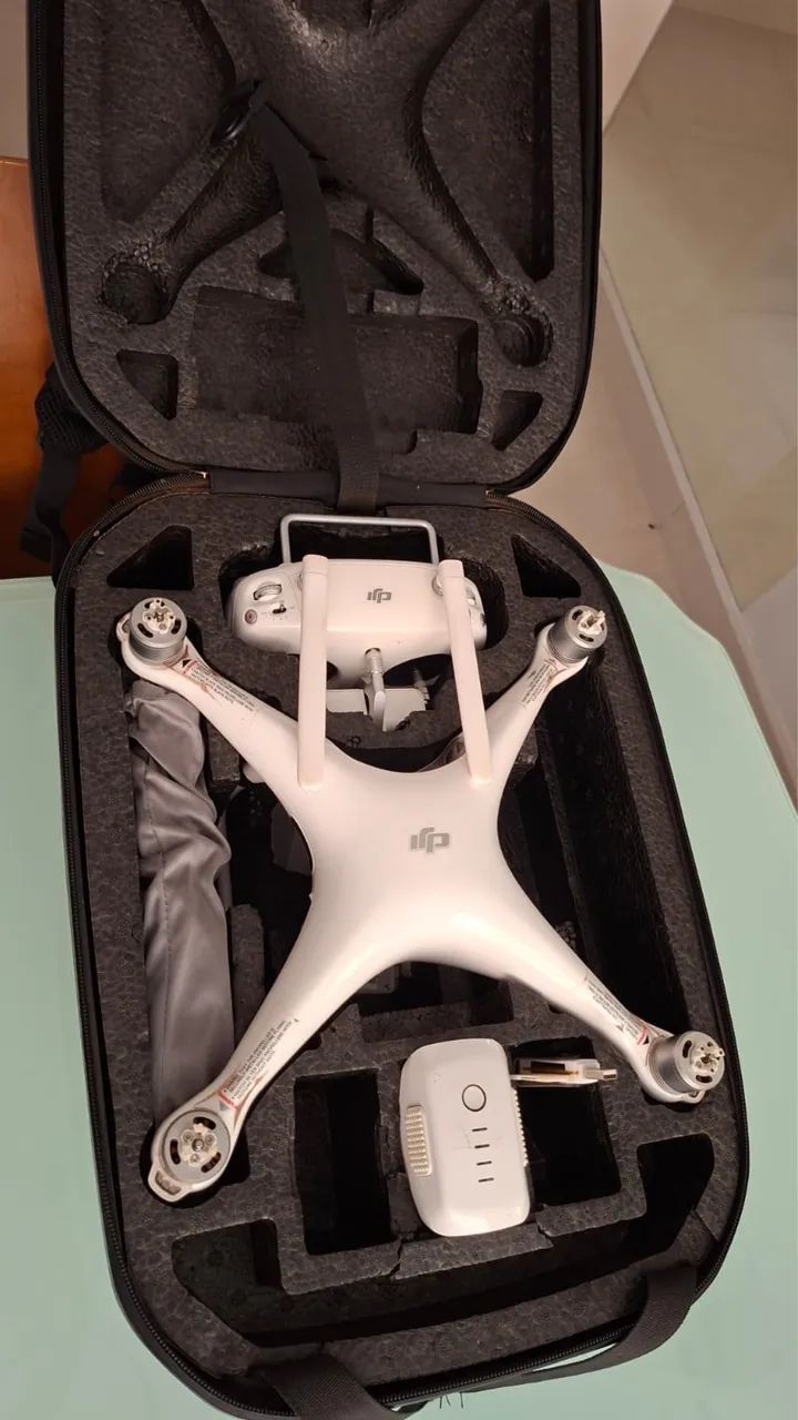 Drone DJI Phantom 4 Pro - Impecável - Foto 2