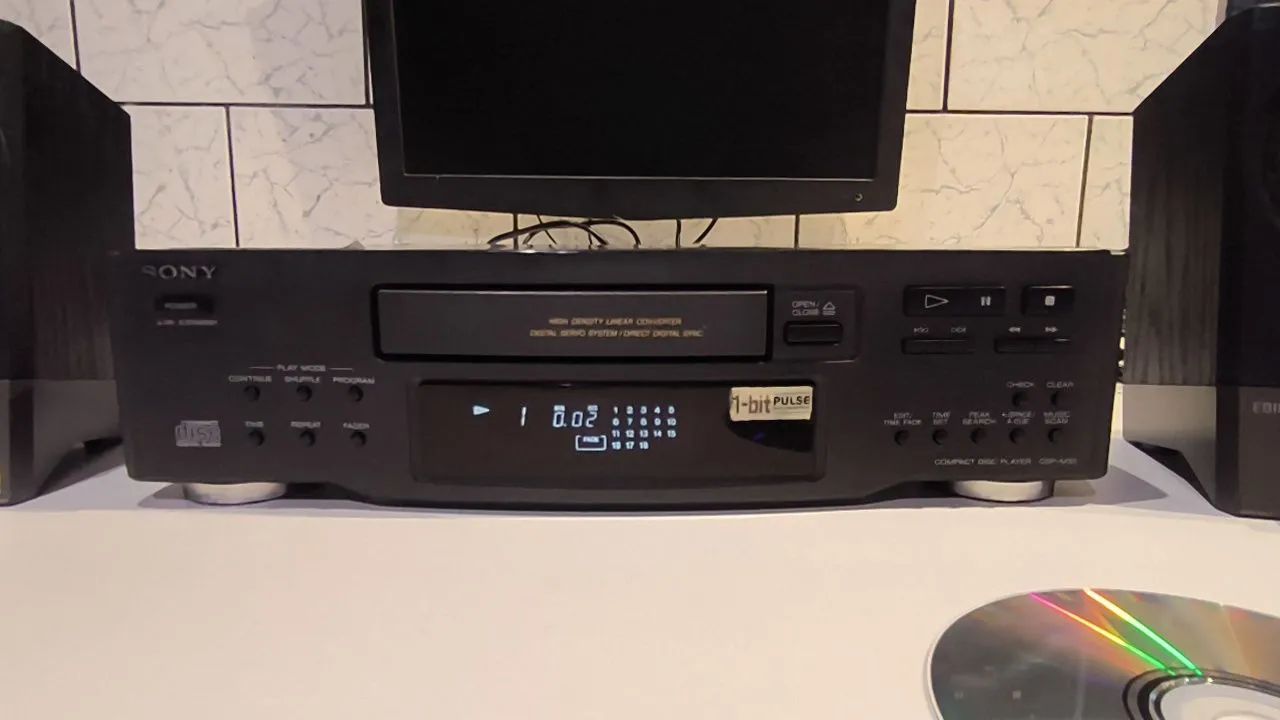 Cd player Sony M33 funcionando 