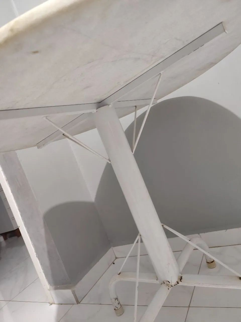 Mesa e cadeira - Foto 5