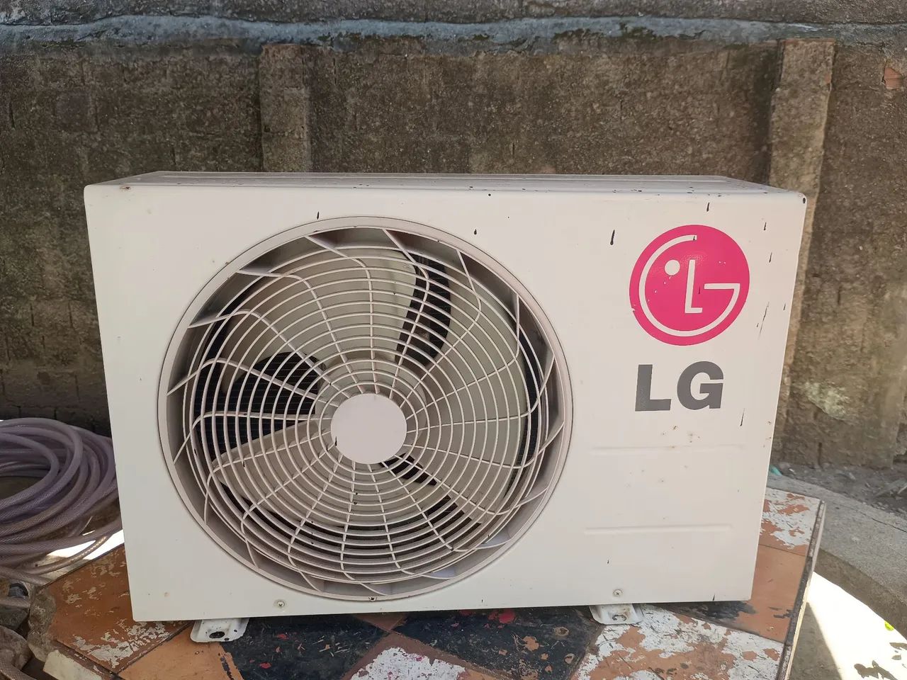 Ar-condicionado LG 9 BTUs  - Foto 2