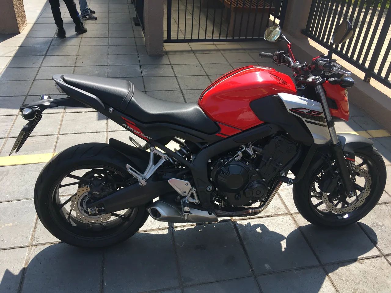 CB 650 F  2018  - Foto 5