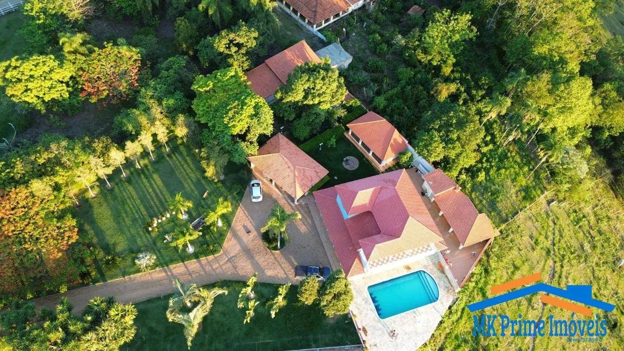 Chácara Completa com 3,4 Alqueires e Casa de Luxo em Porangaba