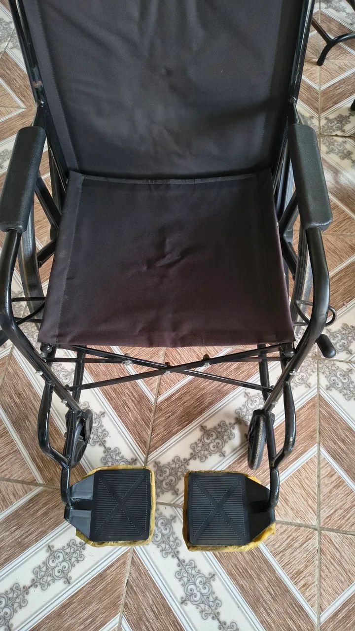 Cadeira de Rodas  - Foto 6