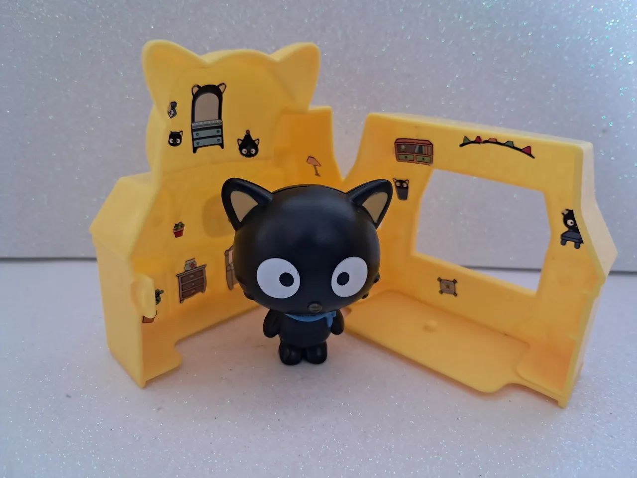 Miniatura casinha + choco cat (Hello Kitty)