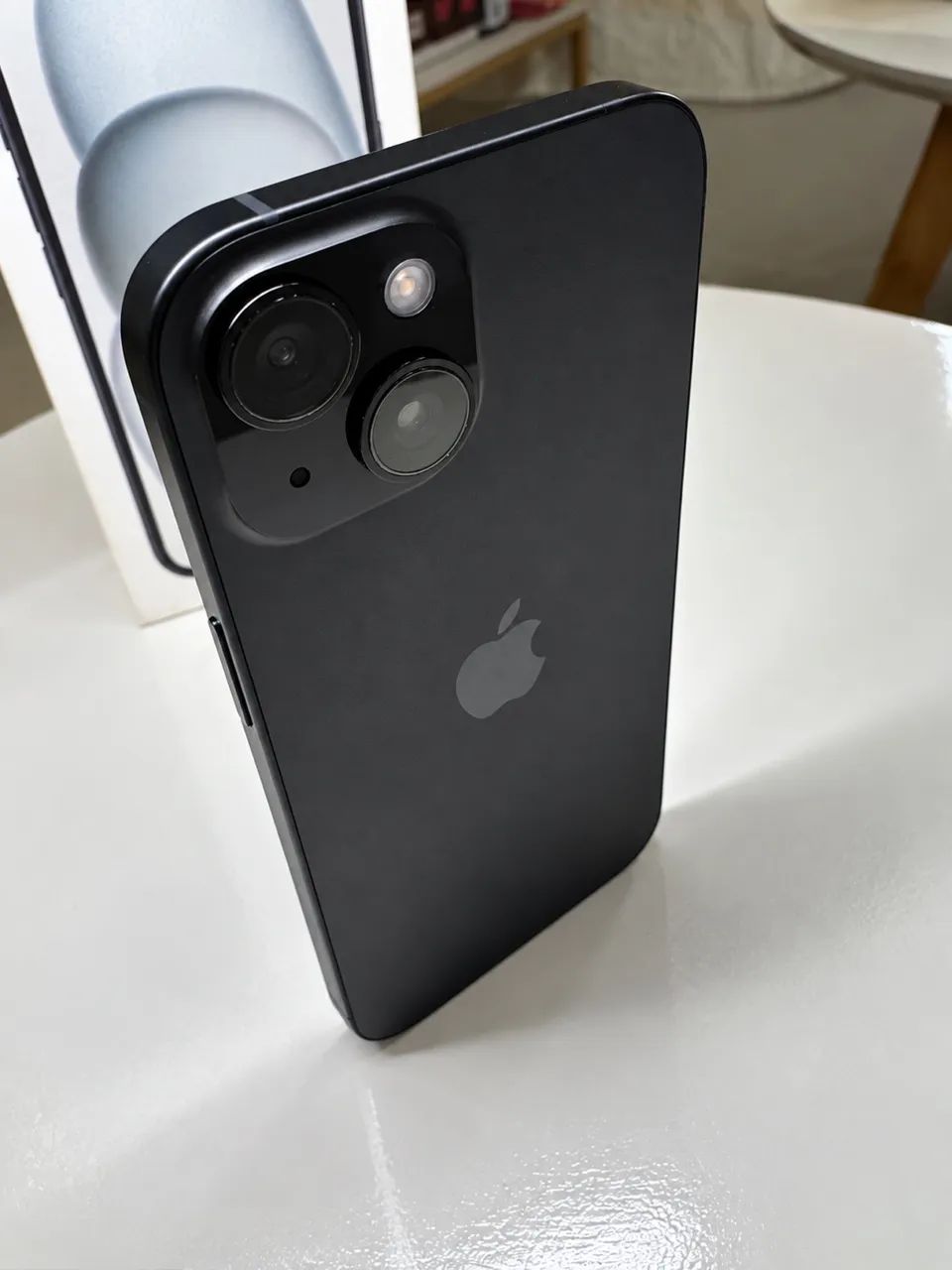 iPhone 15 128GB, cor preta, muito bem conservado e funcionando