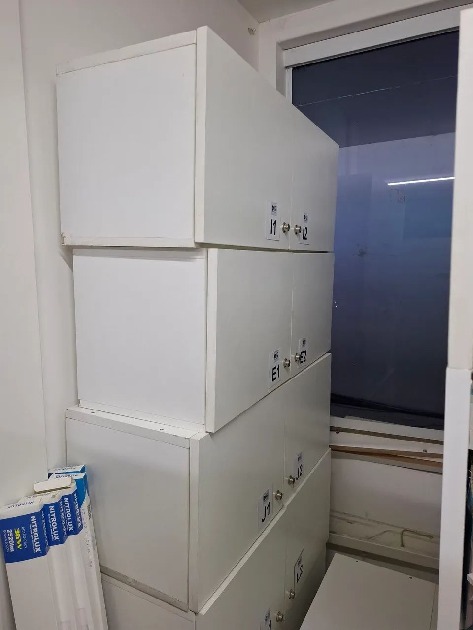 Armário branco com chave MDF 18mm 