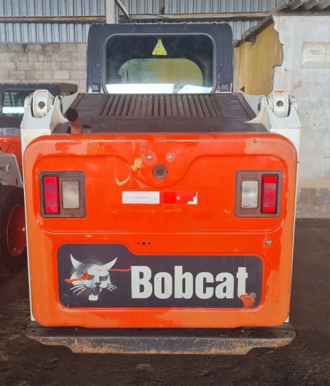 Minicarregadeira Bobcat S450 Ano 2024 Com 1606.2hs C Ar Cond - Foto 4