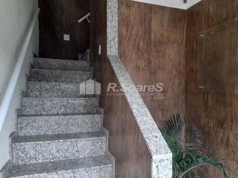Conjunto de salas comerciais em Vila Valqueire, na Rua das Camélias. - Foto 2
