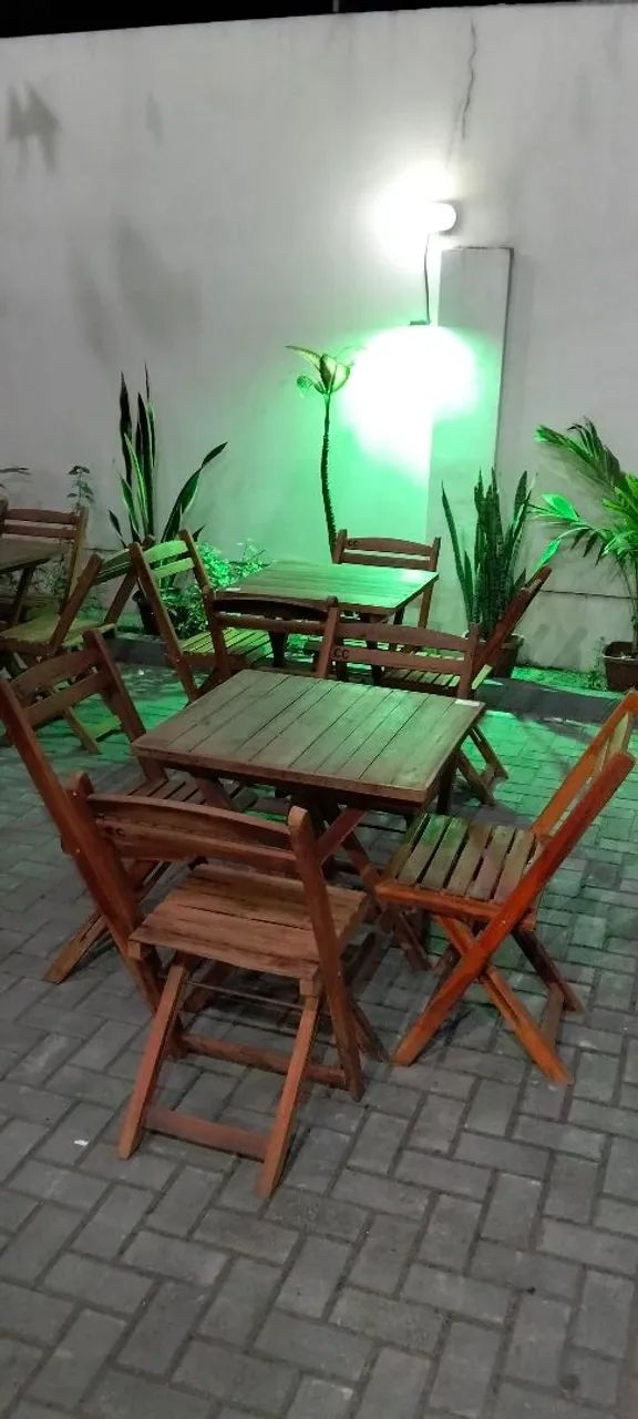 Vendo mesas de medeira e cadeiras e uma frizer  - Foto 5
