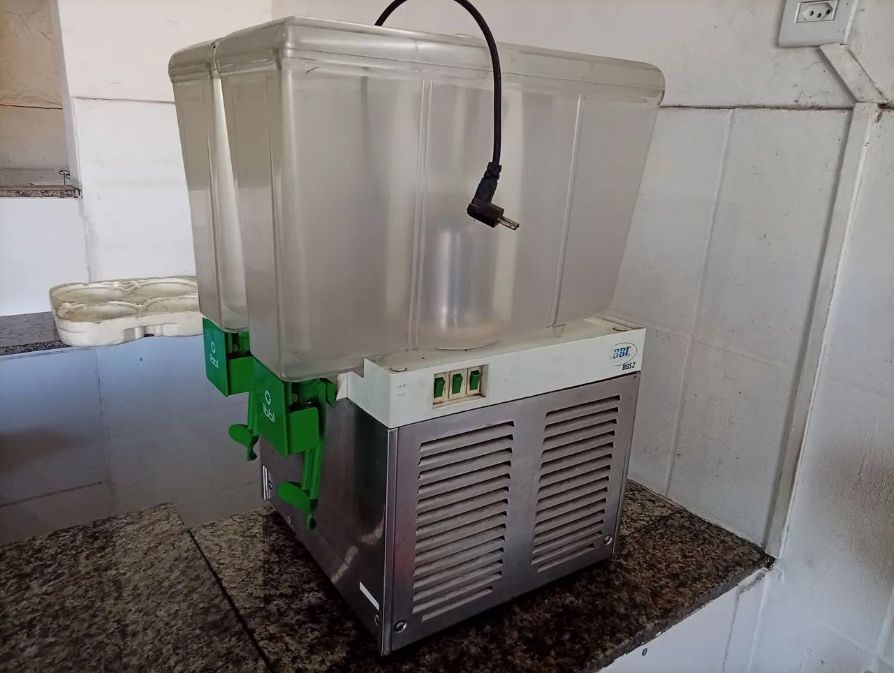 Refresqueira IBBL 2 Bojos Aceito Propostas