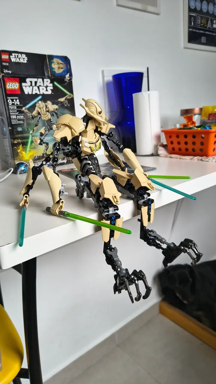LEGO Star Wars 75112 General Grievous com caixa e manual originais - Foto 4