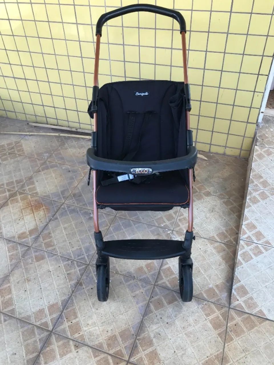Carrinho de Bebê + Bebê Conforto Burigotto - Completo e Conservado