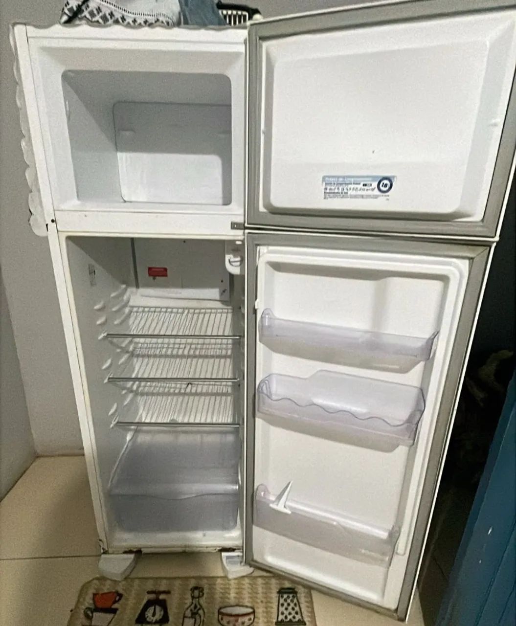Vendo geladeira Eletrolux  - Foto 3
