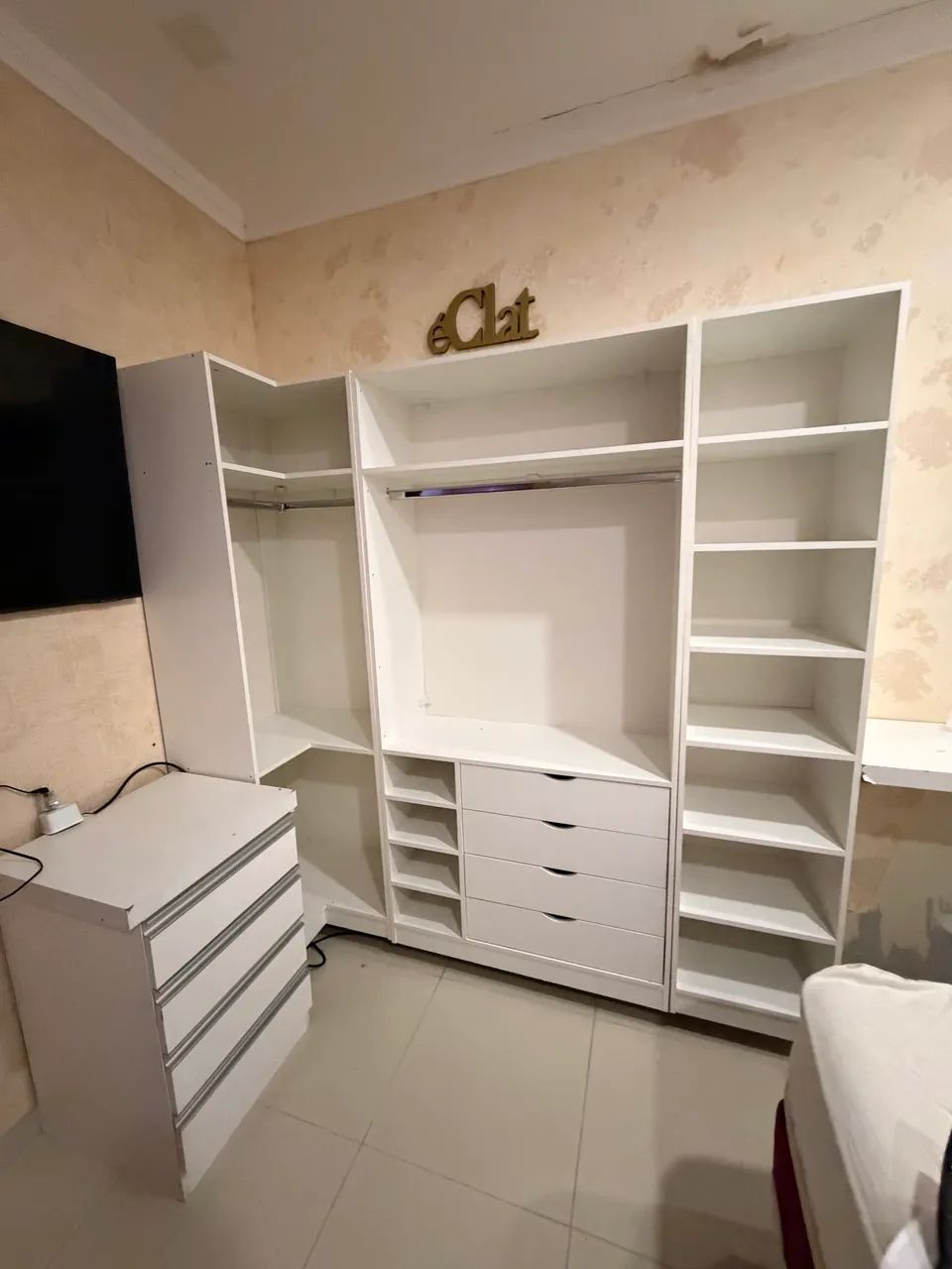 Armário e cômoda MDF
