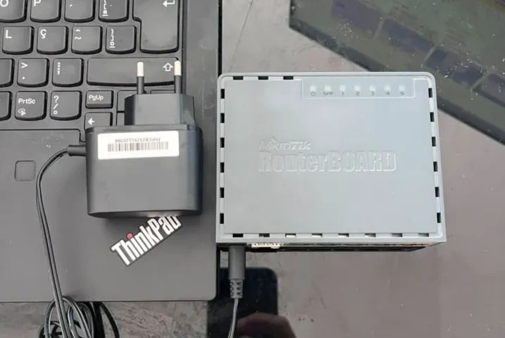 Roteador MikroTik RB760iGS Hex - Foto 3