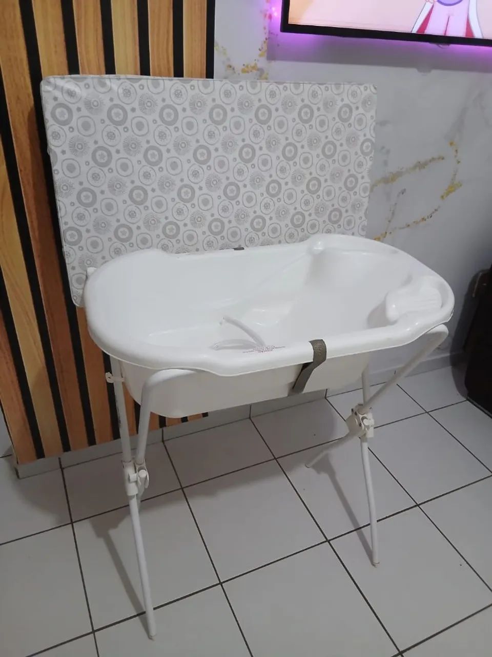 Banheira de bebê com suporte  - Foto 3