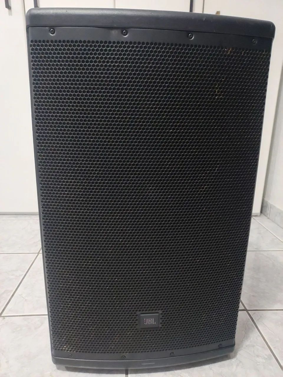 Caixa ativa JBL Eon 615