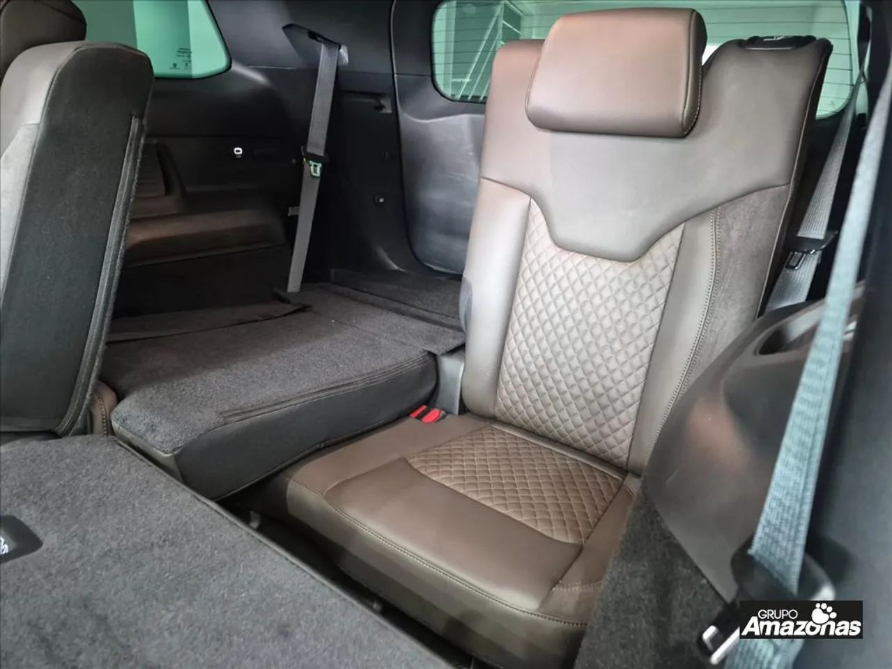 Jeep Commander Overland T270 1.3 TB Flex Aut., foto 10 de 20