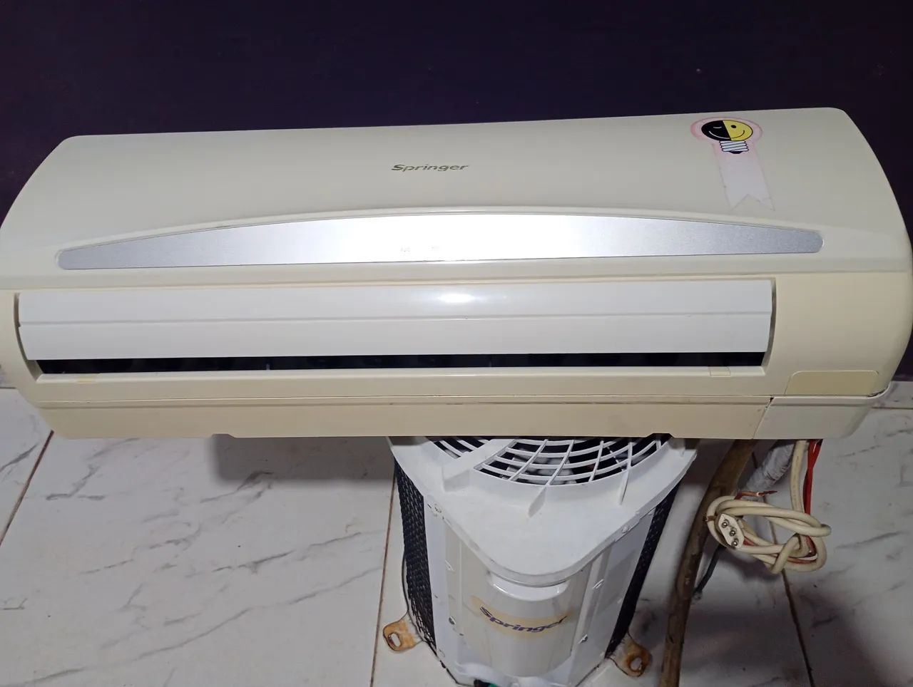 Central de ar springer 9 mil BTUs funcionando perfeitamente bem r$650