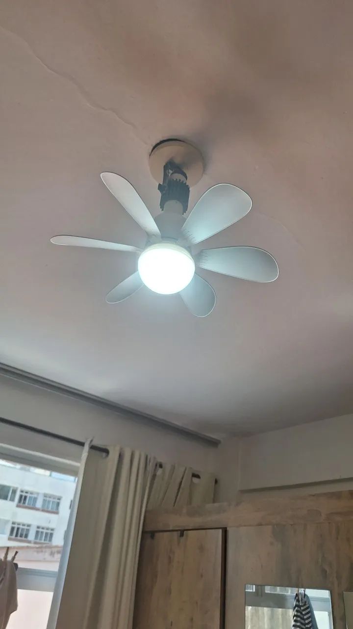 Mini ventilador de teto 