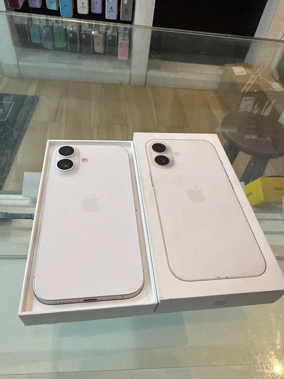 Iphone 16 128 Branco Bateria 100 %- Garantia Apple  - Foto 2
