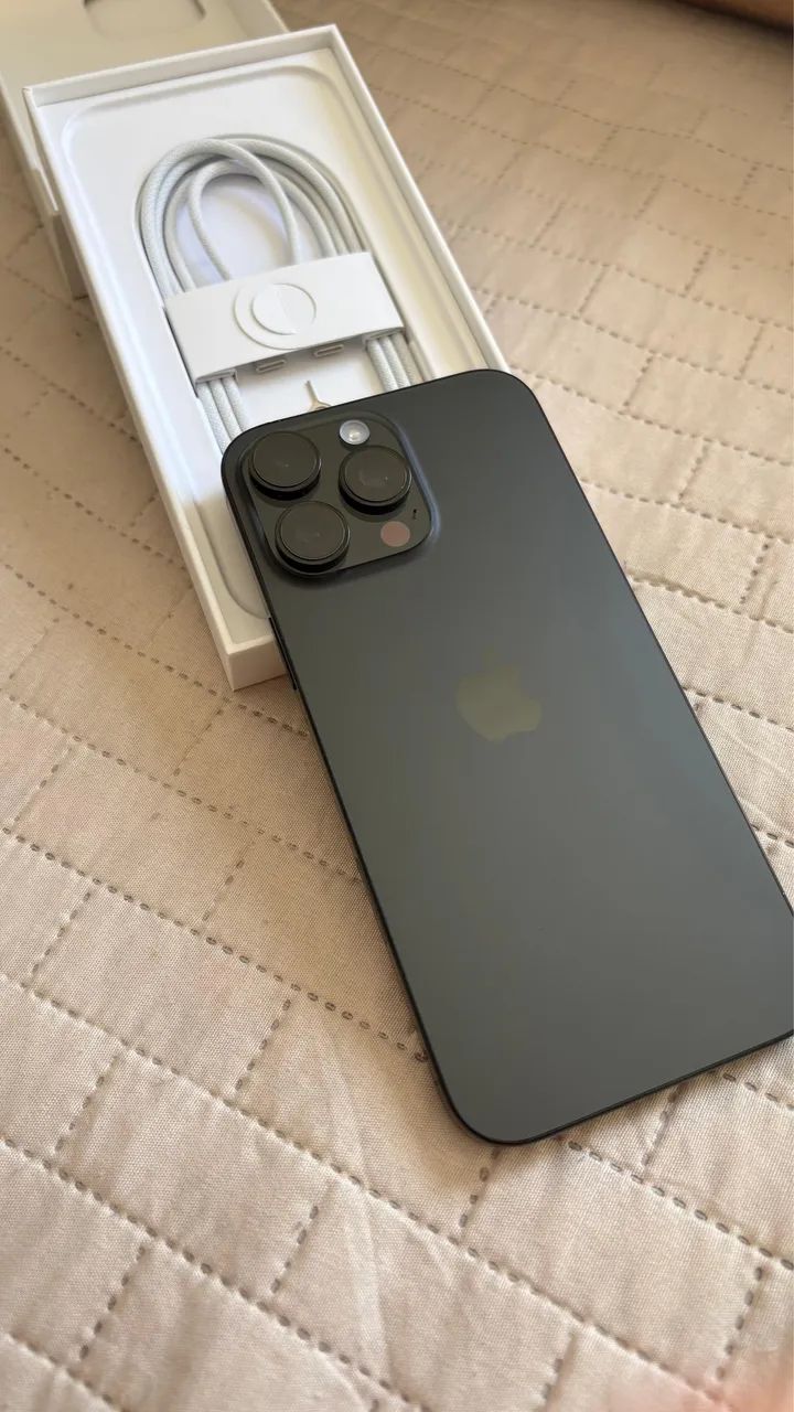 iPhone 16 Pro Max 256gb - Garantia até 2027