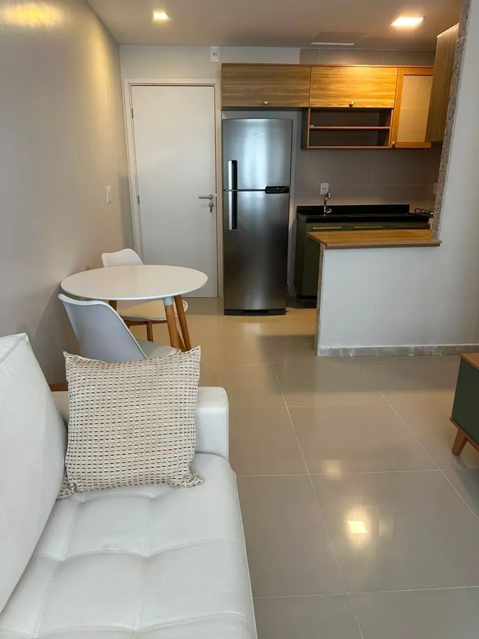 **APARTAMENTO MOBILIADO PARA ALUGAR EM BOA VIAGEM** - Foto 2