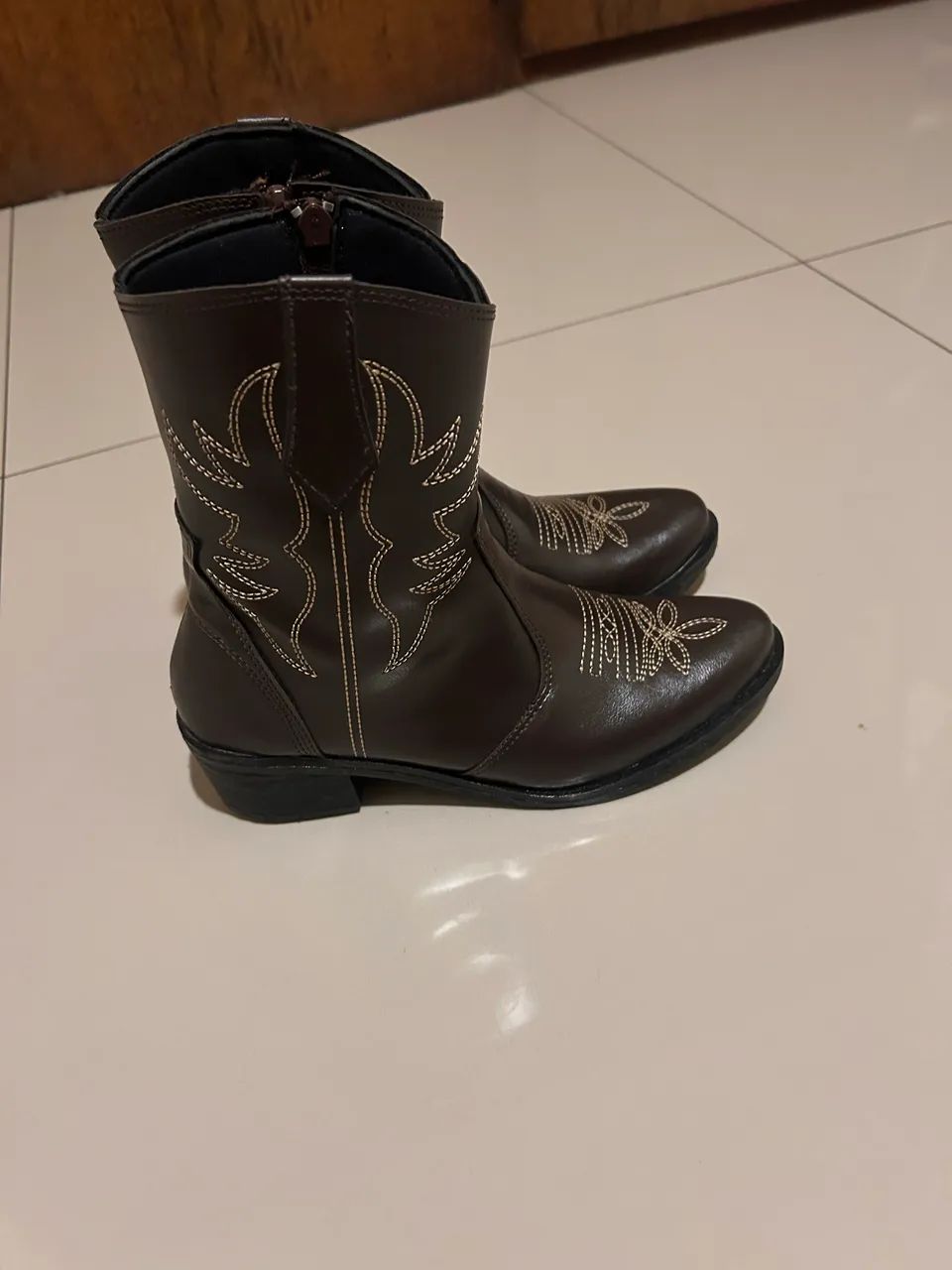 Bota Texana Marrom Café 
