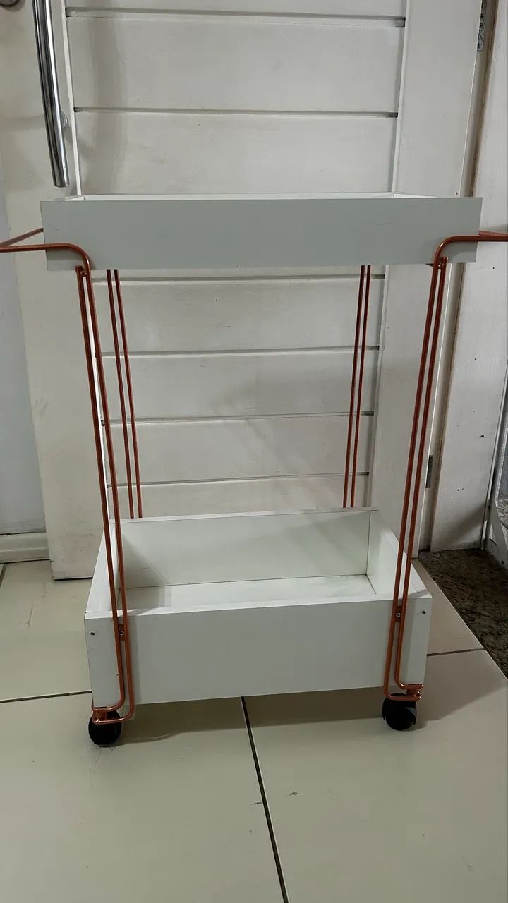 Carrinho organizador multiuso branco com rose - Foto 3