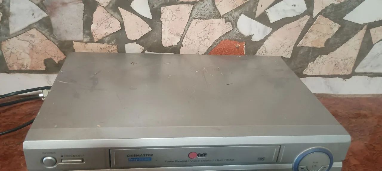 Aparelho de vídeo cassete LG cinemaster - Foto 2
