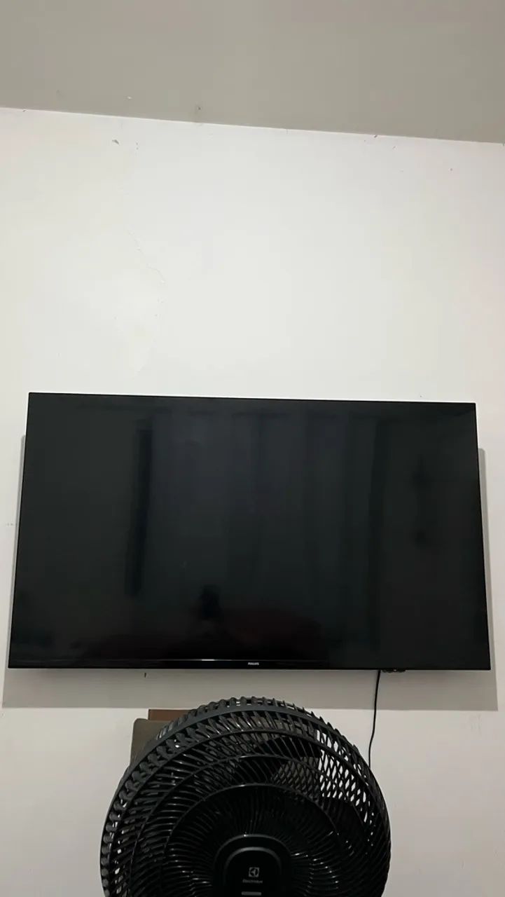 Smart TV Philips 50' 4k UHD - Foto 2