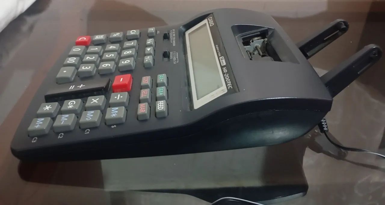 Calculadora Casio HR-200TEC com detalhe. - Foto 2