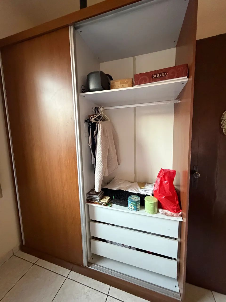 Guarda roupas 2,36x1,80 - Foto 3