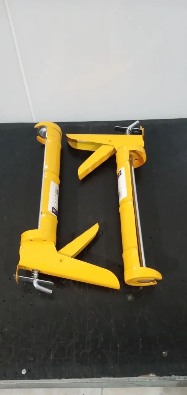 Aplicador de Silicone Ferrari