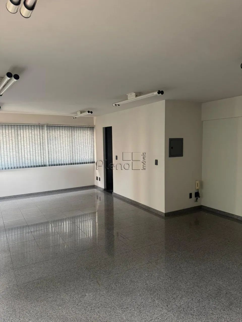 Sala à venda em Campinas, Centro, com 51.38 m², Condomínio Edifício Fares Abib - Foto 3