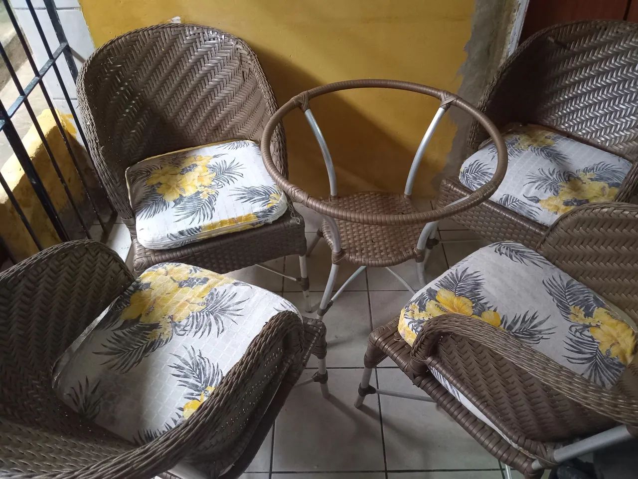 Vende-se conjunto de terraço 