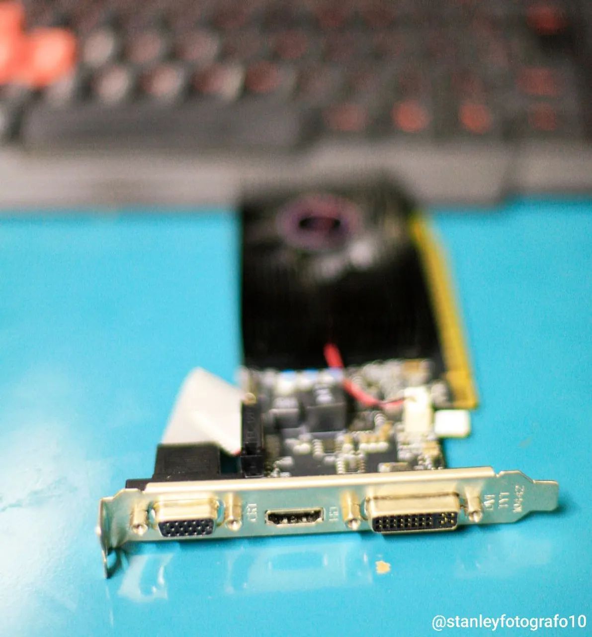 PLACA DE VÍDEO GT 730 4Gb  - Foto 3