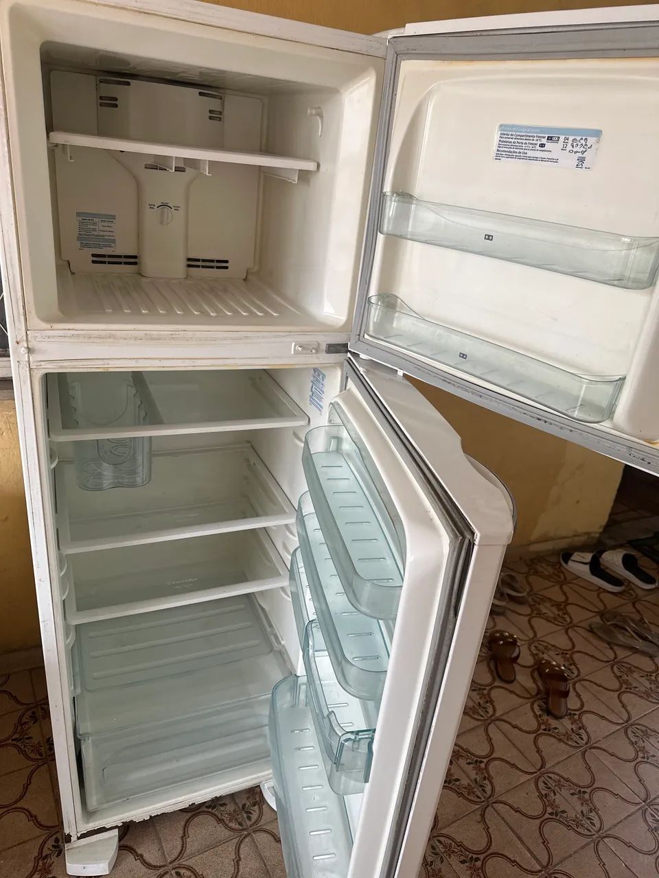 Geladeira Eletrolux  - Foto 2