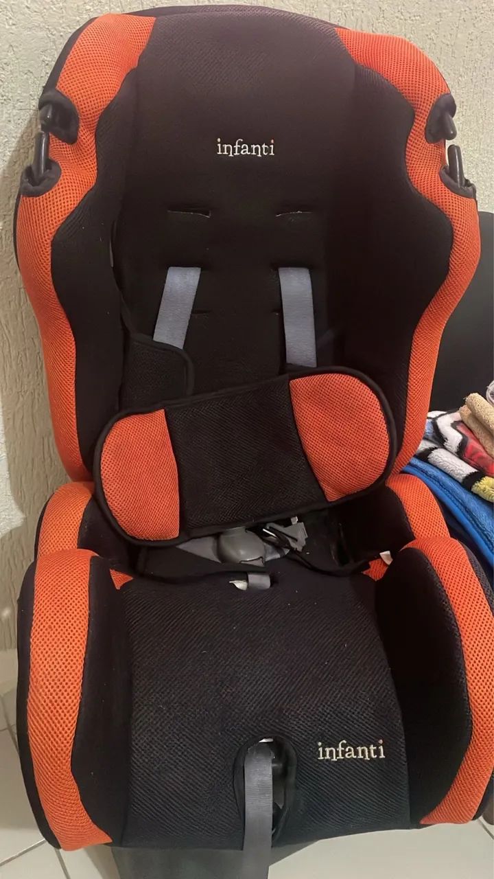 Cadeirinha de carro infantil