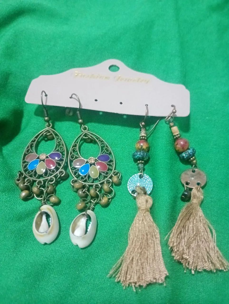 Brincos hiper chic 