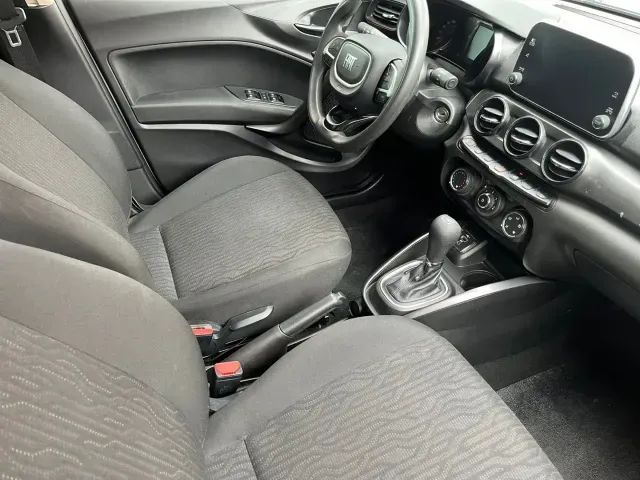 Fiat Cronos Drive 1.3 8V Flex Aut. 2025 - Foto 5