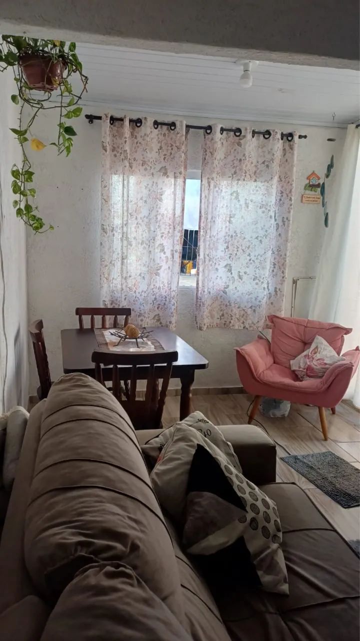 Alugo casa no Umbará 2 quartos  - Foto 2
